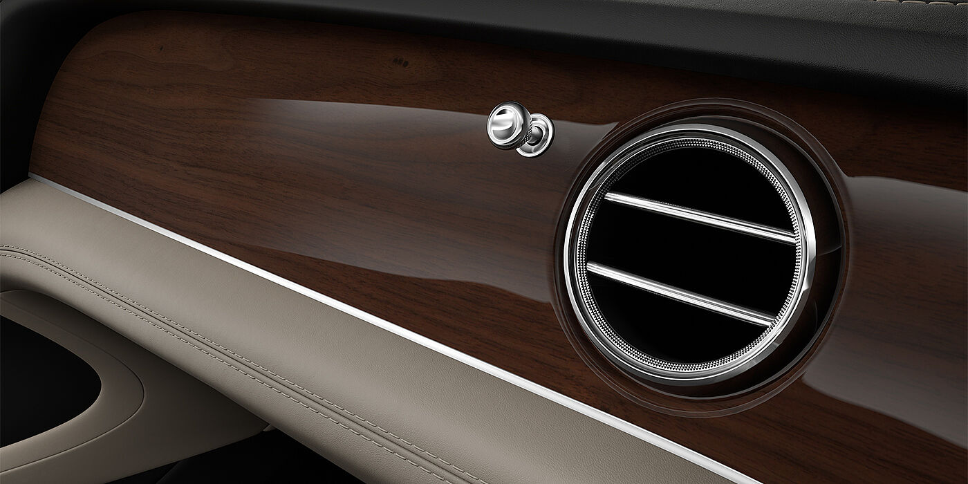 Feser-Graf Exclusive Cars GmbH | Bentley Nürnberg Bentley Bentayga SUV veneer detail in Crown Cut Walnut 