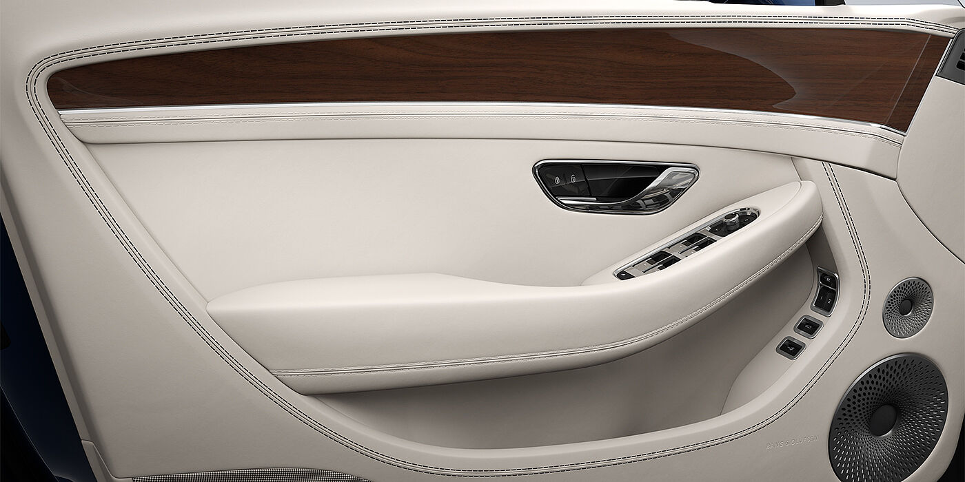 Feser-Graf Exclusive Cars GmbH | Bentley Nürnberg Bentley Continental GTC convertible in Linen and Imperial Blue hides