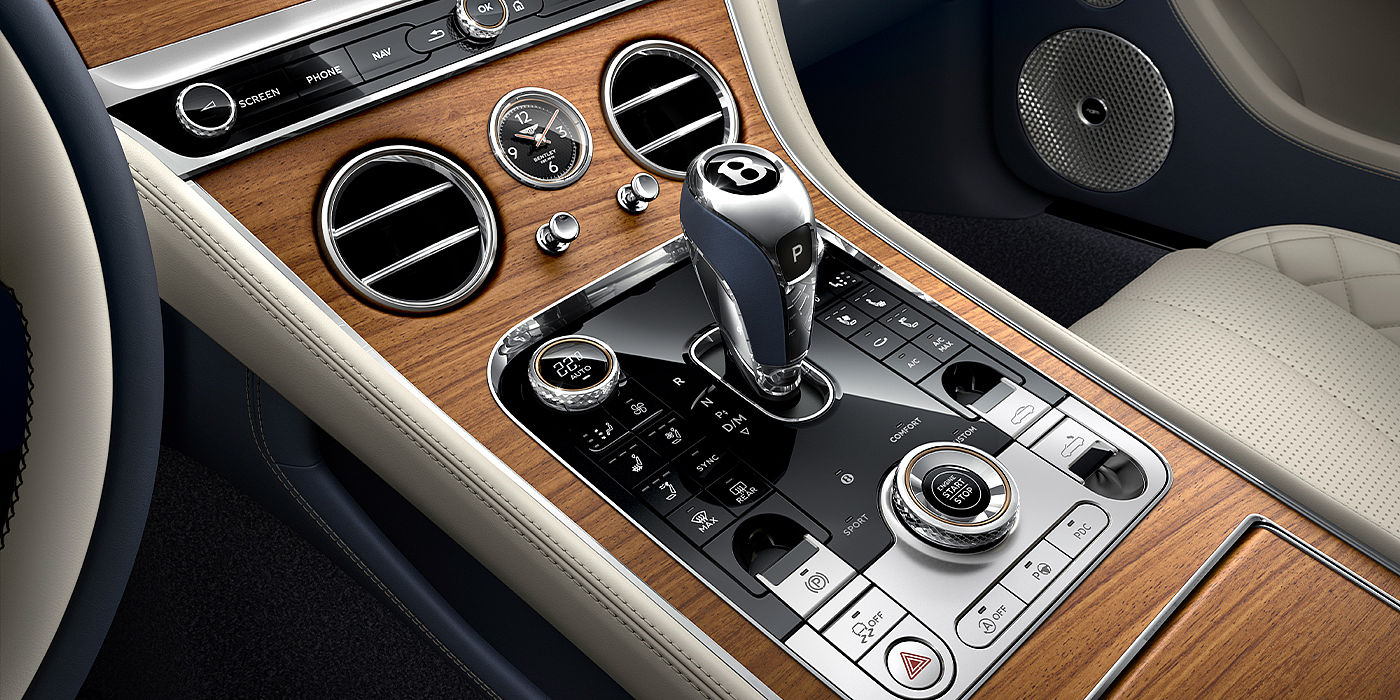 Emil Frey Exclusive Cars GmbH | Bentley Nürnberg Bentley Continental GTC Azure convertible front interior console detail